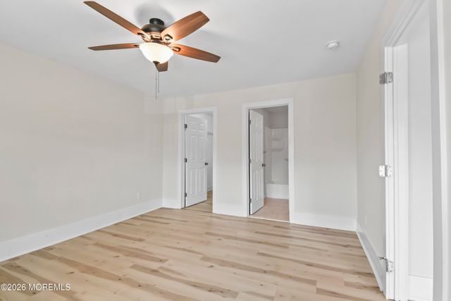 38 Des Moines Court, Tinton Falls, NJ 07712
