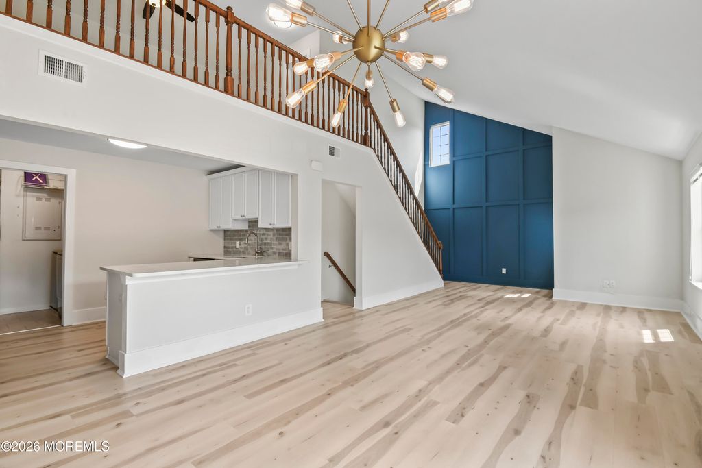 38 Des Moines Court, Tinton Falls, NJ 07712