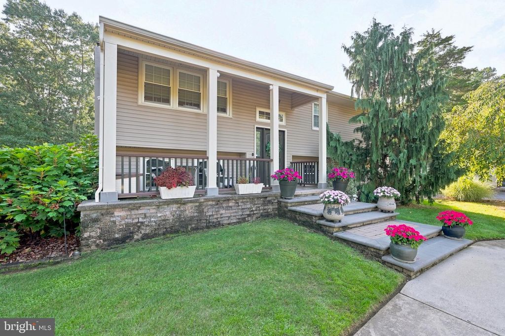 211 CAHNT AVE, BERLIN, NJ 08009 — photo 4