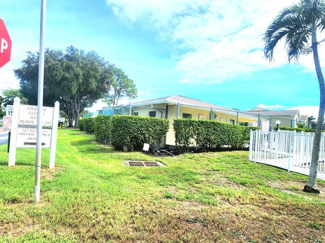 224 Foxtail Drive F, Greenacres, FL 33415