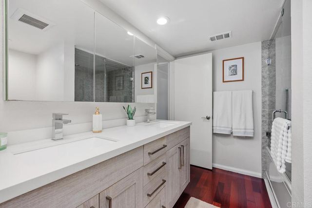 853 America Way, Del Mar, CA 92014