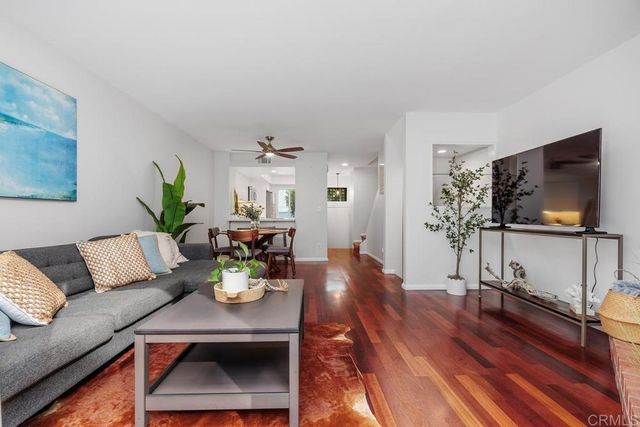 853 America Way, Del Mar, CA 92014