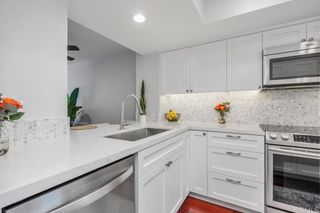 853 America Way, Del Mar, CA 92014