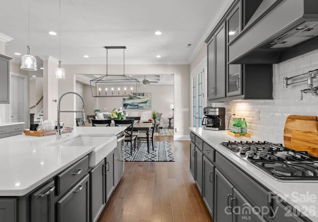 1053 Harlow's Crossing Drive, Matthews, NC 28104