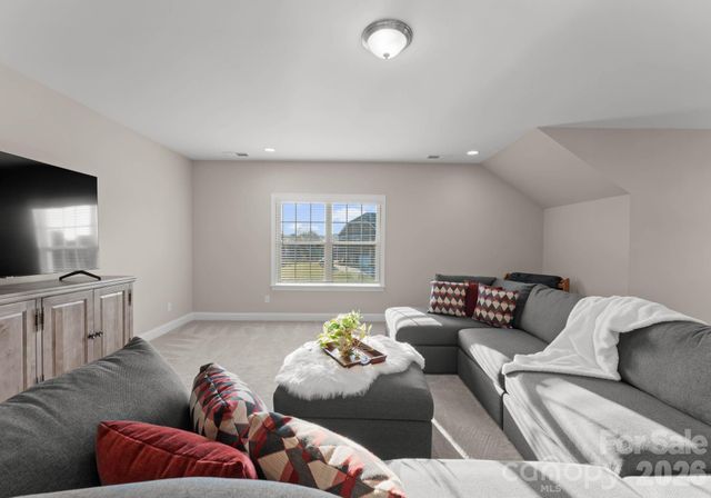 1053 Harlow's Crossing Drive, Matthews, NC 28104