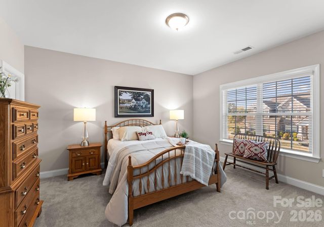 1053 Harlow's Crossing Drive, Matthews, NC 28104