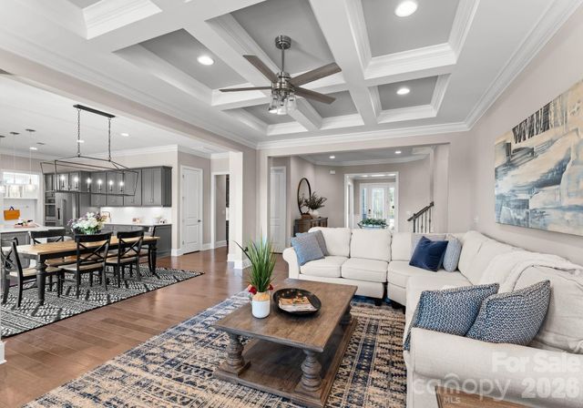 1053 Harlow's Crossing Drive, Matthews, NC 28104