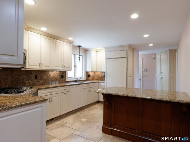 50 Birchwood Drive, Hamden, CT 06518