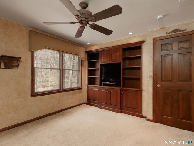 50 Birchwood Drive, Hamden, CT 06518