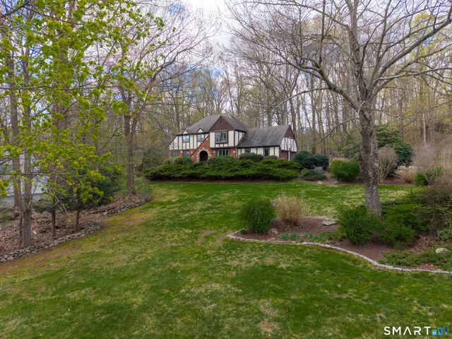 50 Birchwood Drive, Hamden, CT 06518