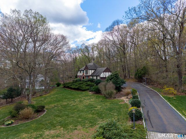 50 Birchwood Drive, Hamden, CT 06518