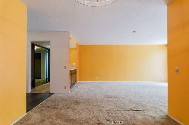 750 S Spaulding Avenue 215, Los Angeles, CA 90036