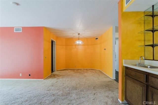 750 S Spaulding Avenue 215, Los Angeles, CA 90036