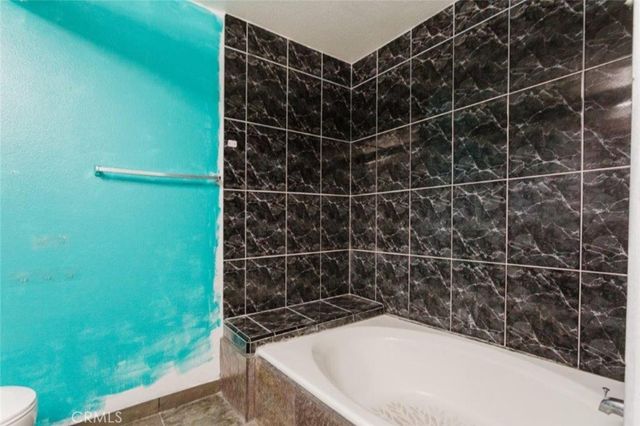 750 S Spaulding Avenue 215, Los Angeles, CA 90036