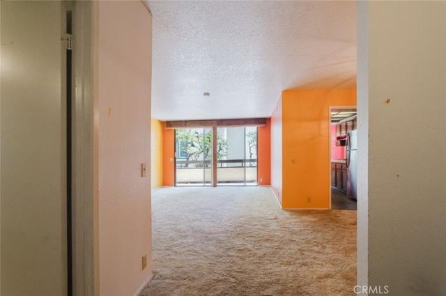 750 S Spaulding Avenue 215, Los Angeles, CA 90036
