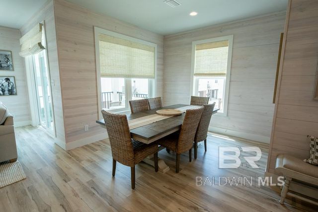 588 E Beach Boulevard D, Gulf Shores, AL 36561