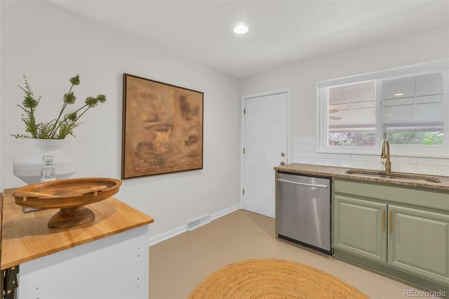 3112 W Layton Avenue, Englewood, CO 80110