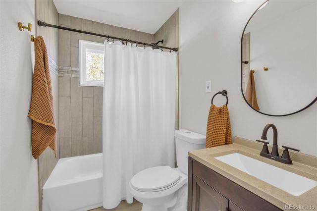 3112 W Layton Avenue, Englewood, CO 80110