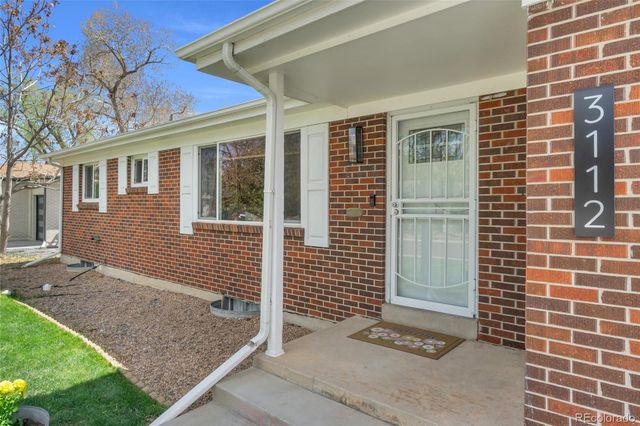 3112 W Layton Avenue, Englewood, CO 80110