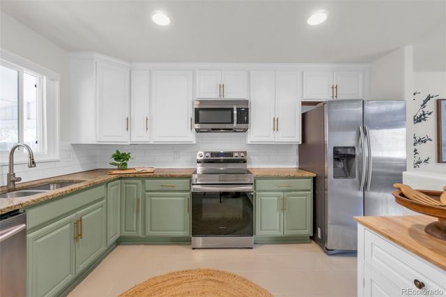 3112 W Layton Avenue, Englewood, CO 80110