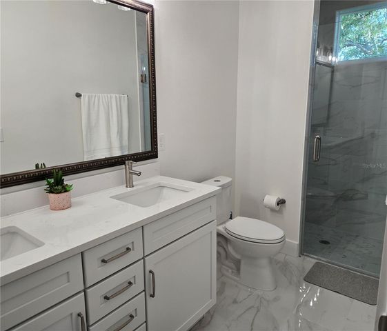 106 LAKE DRIVE, Oviedo, FL 32765