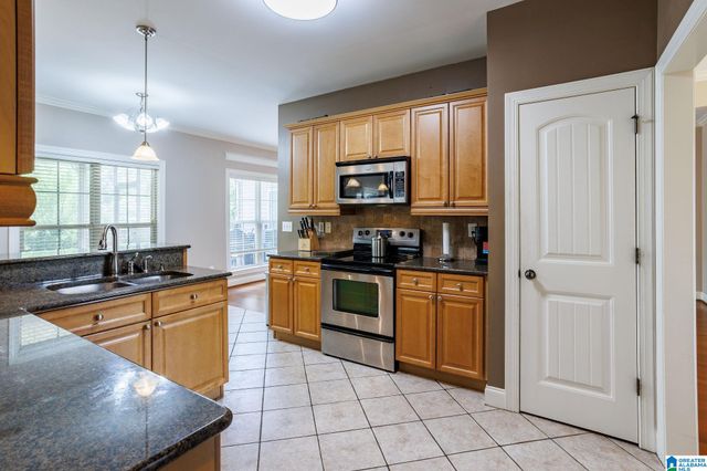 121 WATERFORD COVE DRIVE, Calera, AL 35040