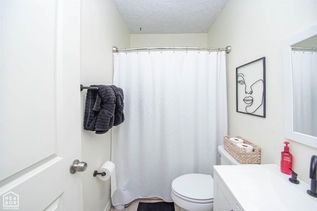 1123 Olive Street, Jonesboro, AR 72401