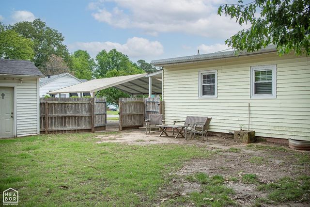 1123 Olive Street, Jonesboro, AR 72401