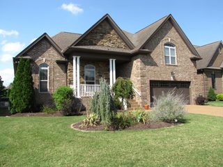 2011 Stonebrook Cir, Mount Juliet, TN 37122