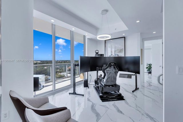 1180 N Federal Hwy Ph-1602 PH-1602, Fort Lauderdale, FL 33304