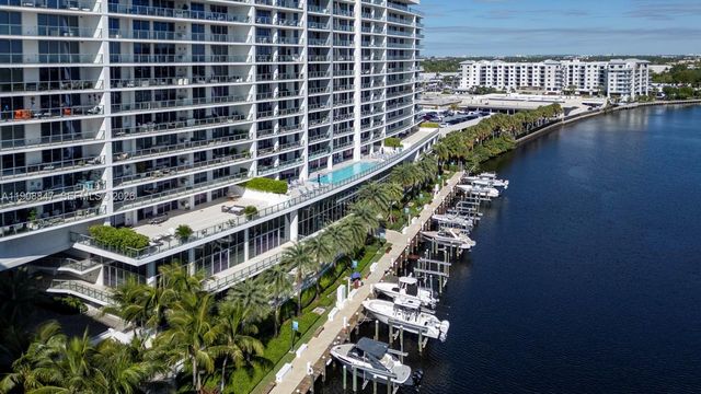 1180 N Federal Hwy Ph-1602 PH-1602, Fort Lauderdale, FL 33304