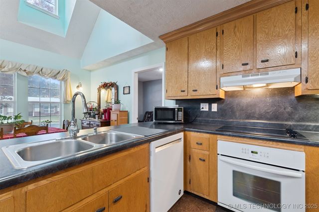 116565 S 4213 Road, Eufaula, OK 74432