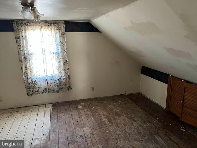 54 RIVERSIDE RD, Baltimore, MD 21221