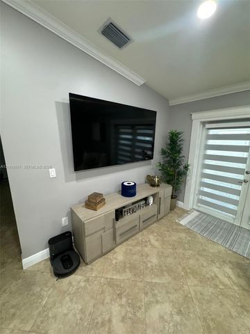 12754 SW 209th Ln, Miami, FL 33177