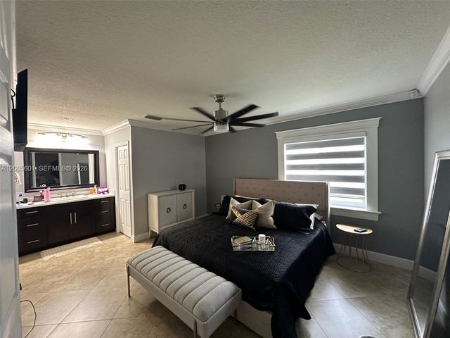 12754 SW 209th Ln, Miami, FL 33177