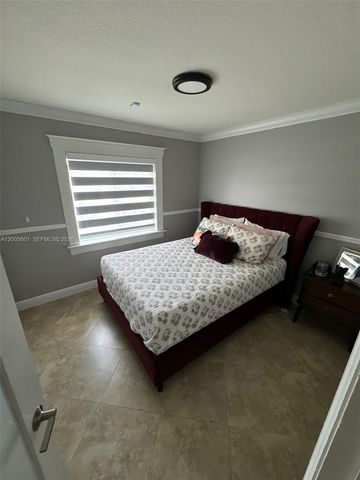 12754 SW 209th Ln, Miami, FL 33177