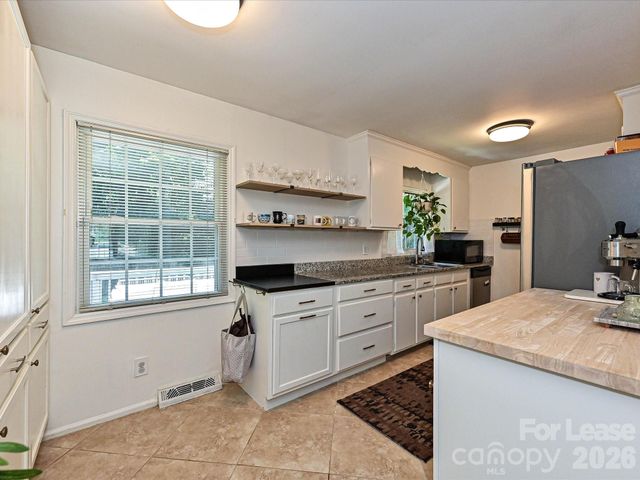 4730 Crestmont Drive, Charlotte, NC 28205