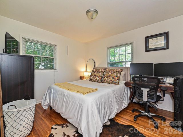 4730 Crestmont Drive, Charlotte, NC 28205