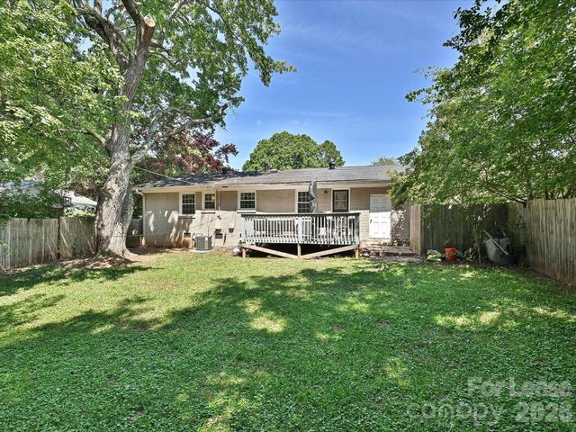 4730 Crestmont Drive, Charlotte, NC 28205