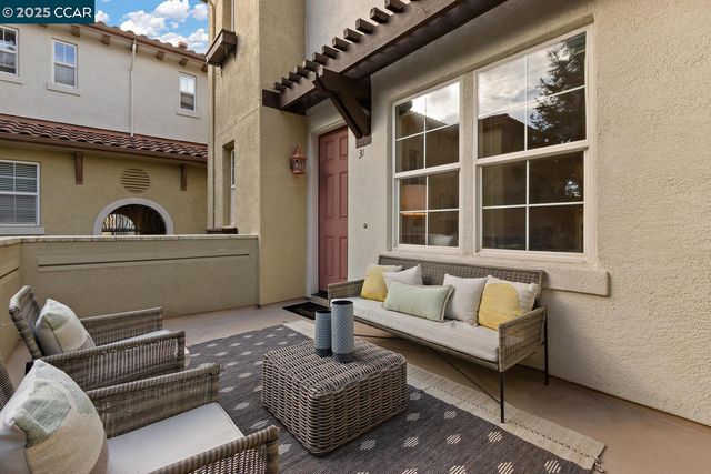 31 Picasso Ct, Pleasant Hill, CA 94523