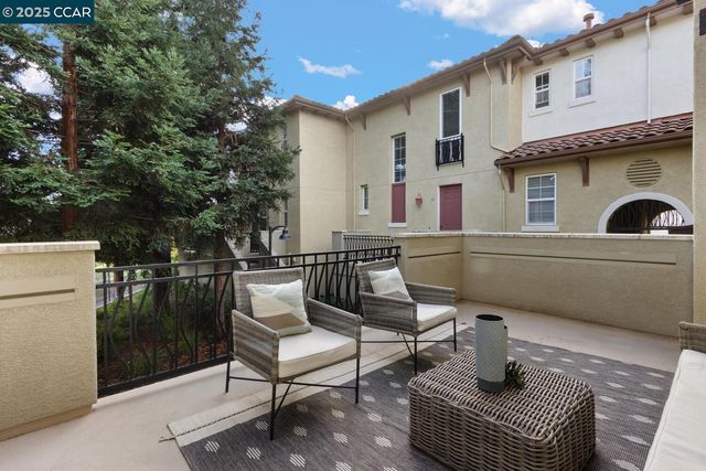 31 Picasso Ct, Pleasant Hill, CA 94523