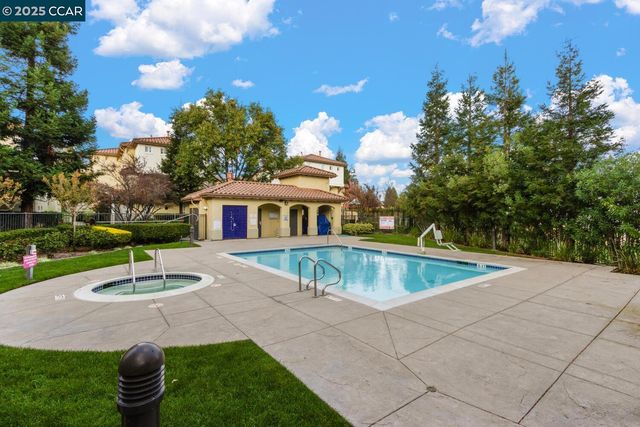 31 Picasso Ct, Pleasant Hill, CA 94523