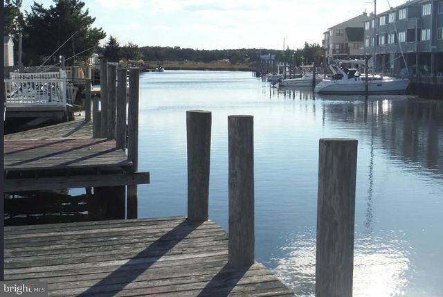 22 S ENSIGN DR, Little Egg Harbor Twp, NJ 08087