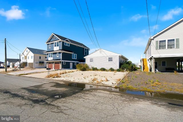 22 S ENSIGN DR, Little Egg Harbor Twp, NJ 08087