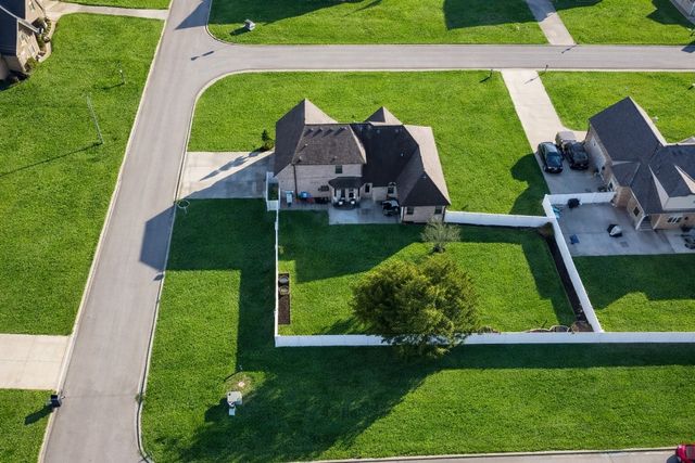 233 Waldron View Dr, Murfreesboro, TN 37130