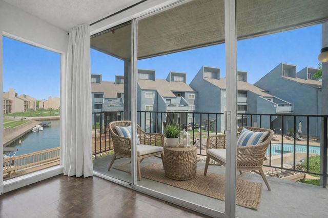 12500 Melville Drive 231 C, Montgomery, TX 77356