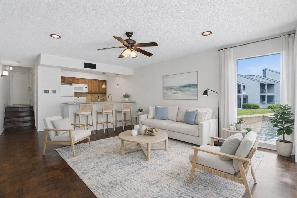 12500 Melville Drive 231 C, Montgomery, TX 77356