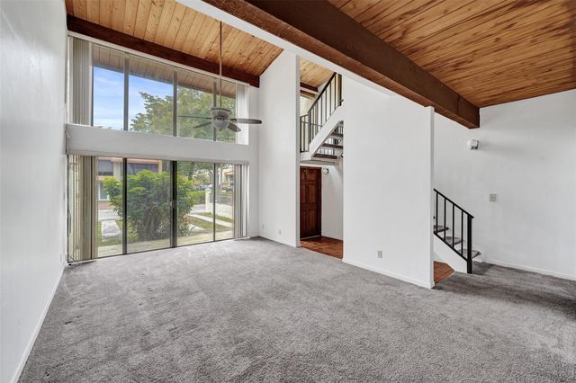 750 E Coco Plum Circle 2, Plantation, FL 33324