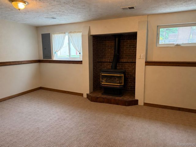 3595 Davison Lake Road, Brandon Charter Township, MI 48462
