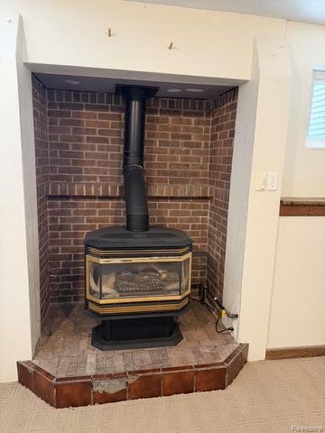 3595 Davison Lake Road, Brandon Charter Township, MI 48462